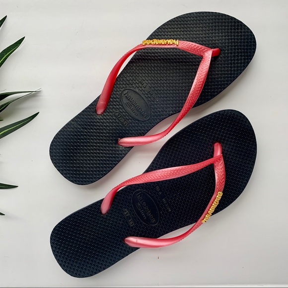 navy and pink havaianas